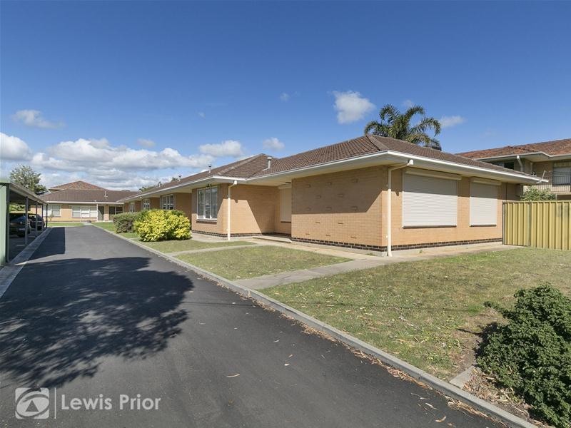 2/12 Crozier Terrace, Oaklands Park SA 5046