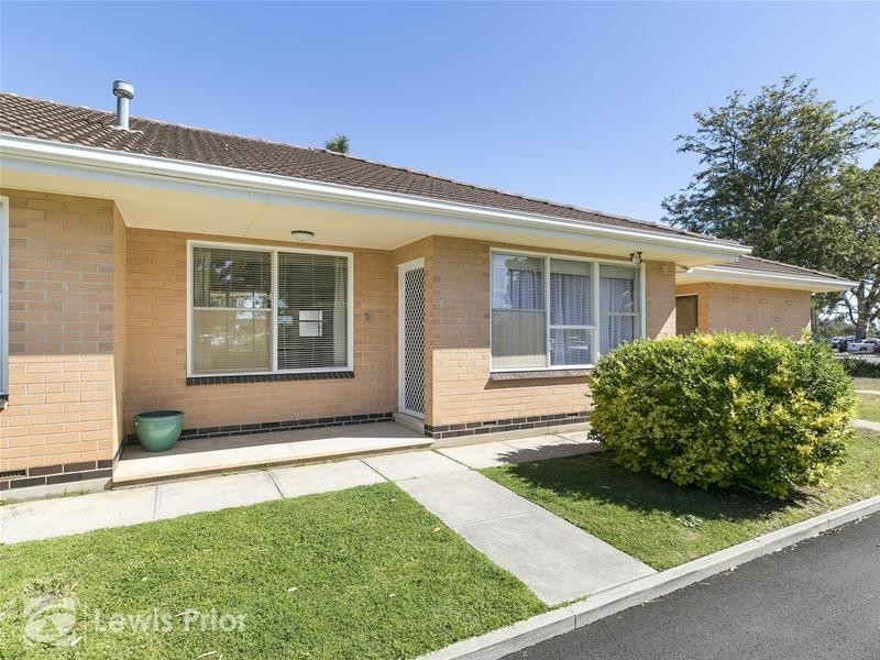 2/12 Crozier Terrace, Oaklands Park SA 5046
