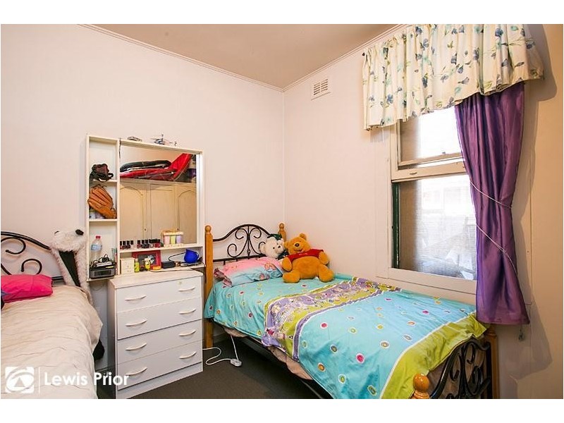 1 Brolga Place, Sturt SA 5047