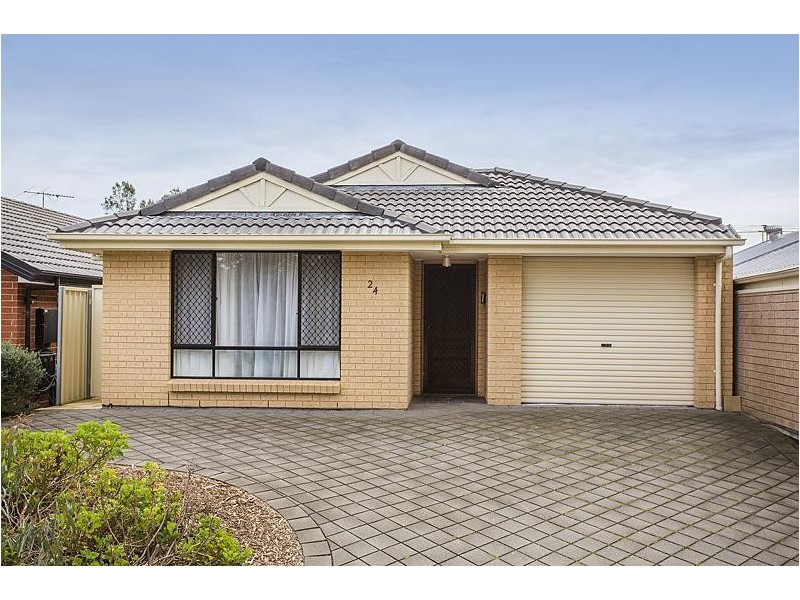 24 New York Road, Aberfoyle Park SA 5159