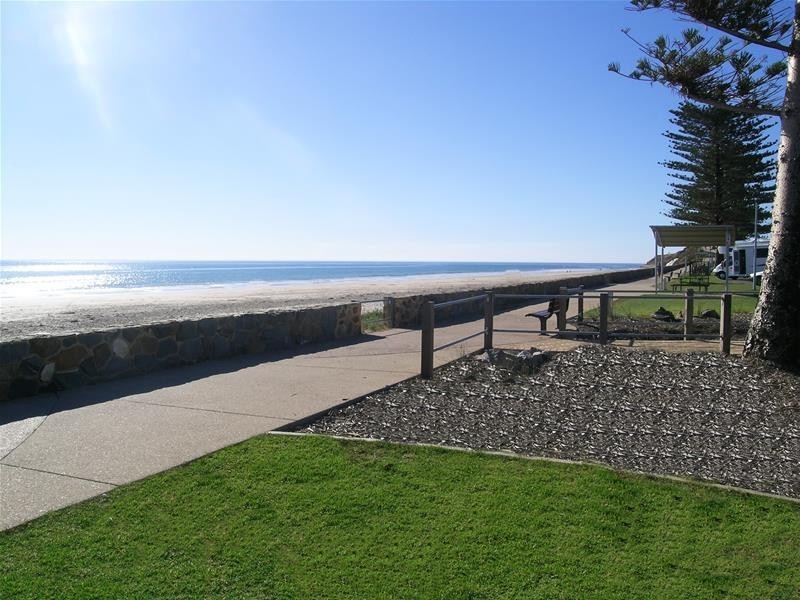 3/65 Nashwauk Crescent, Moana SA 5169