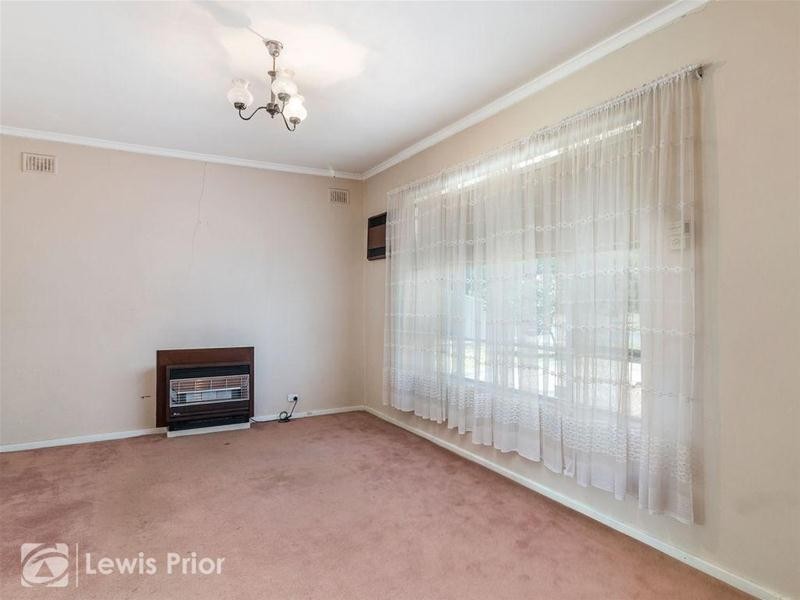 1 Parkmore Avenue, Sturt SA 5047