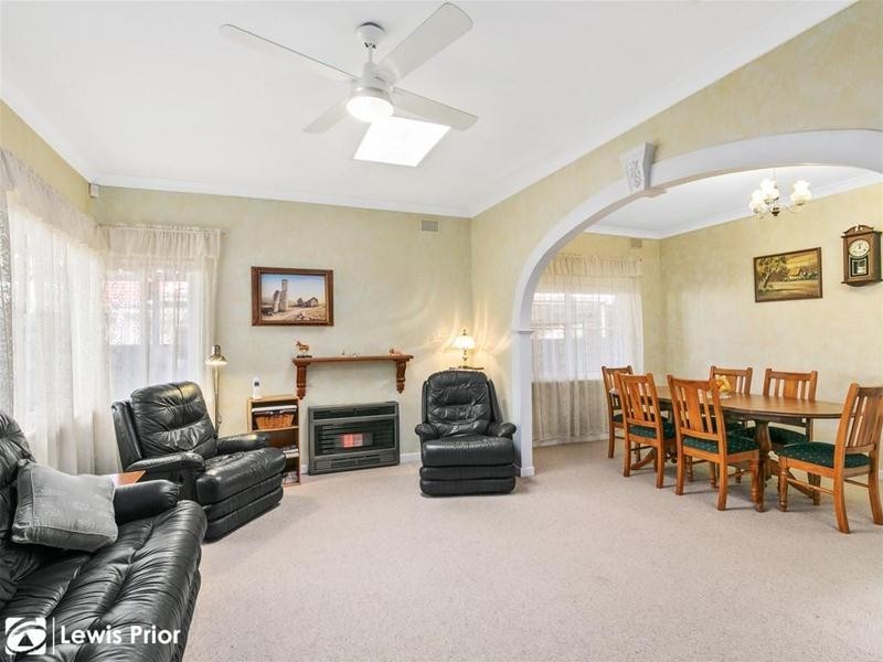 36 Sampson Road, Mitchell Park SA 5043