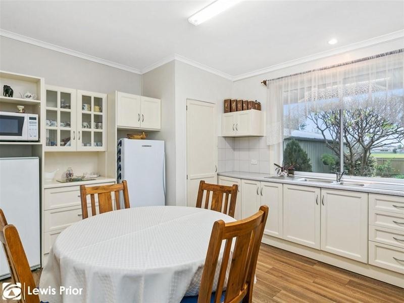 36 Sampson Road, Mitchell Park SA 5043