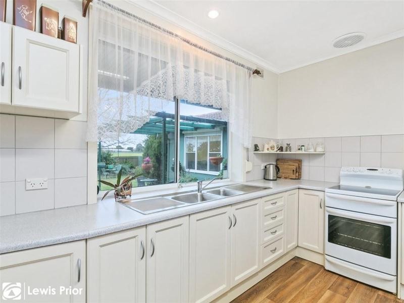 36 Sampson Road, Mitchell Park SA 5043