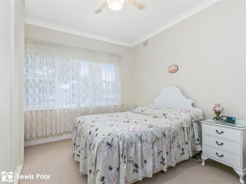 36 Sampson Road, Mitchell Park SA 5043