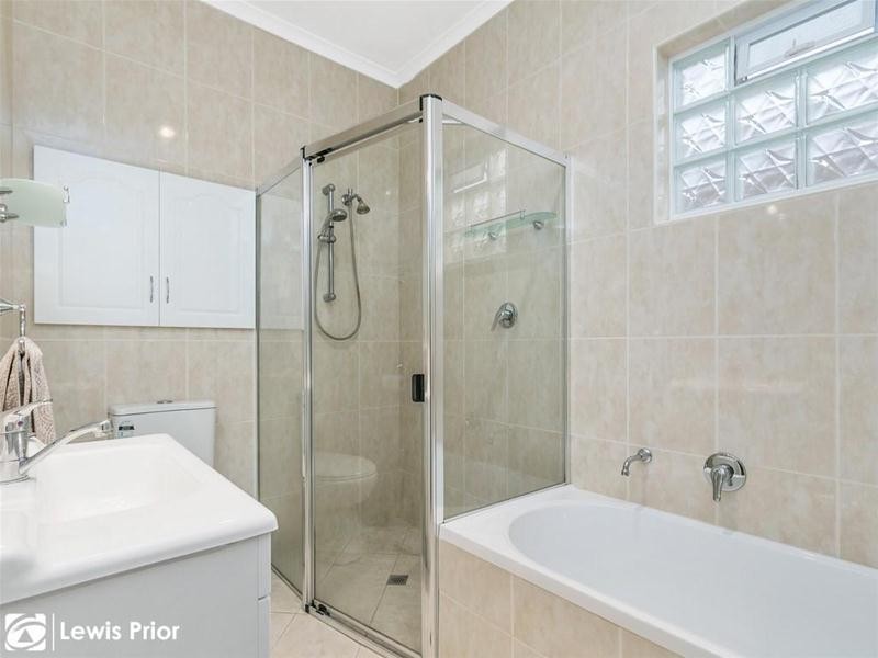 36 Sampson Road, Mitchell Park SA 5043