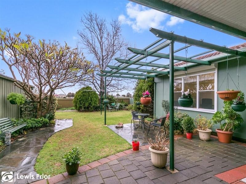 36 Sampson Road, Mitchell Park SA 5043