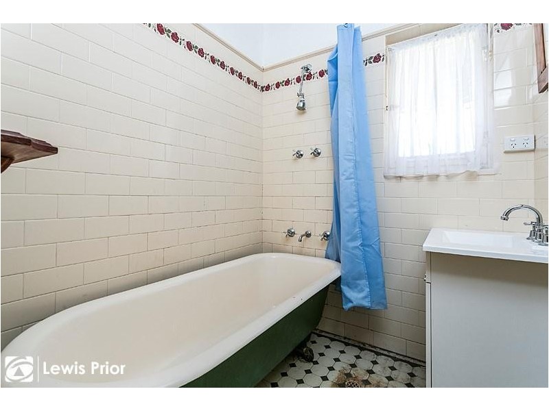 1 Lambton Street, Oaklands Park SA 5046