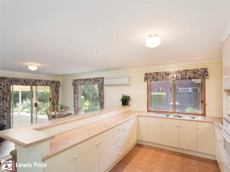 16 Dover Court, Dover Gardens SA 5048