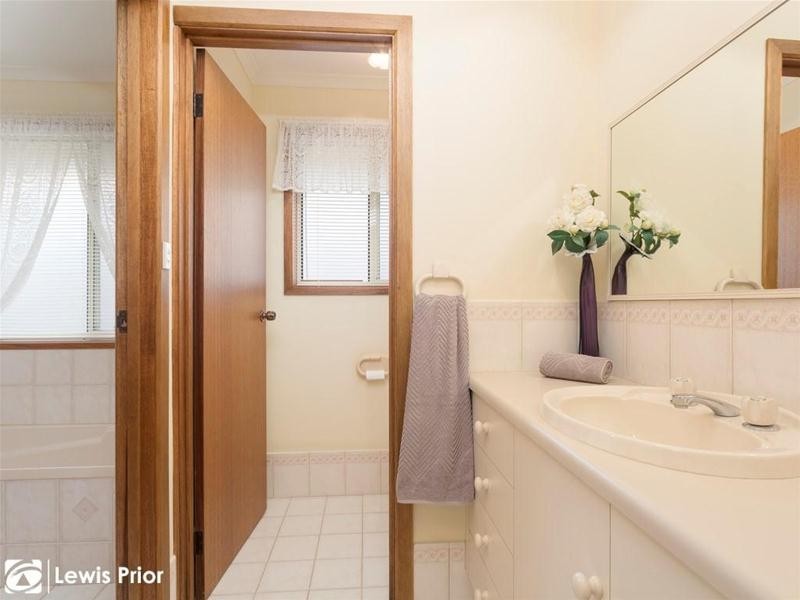 16 Dover Court, Dover Gardens SA 5048