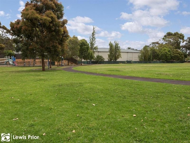 16 Dover Court, Dover Gardens SA 5048