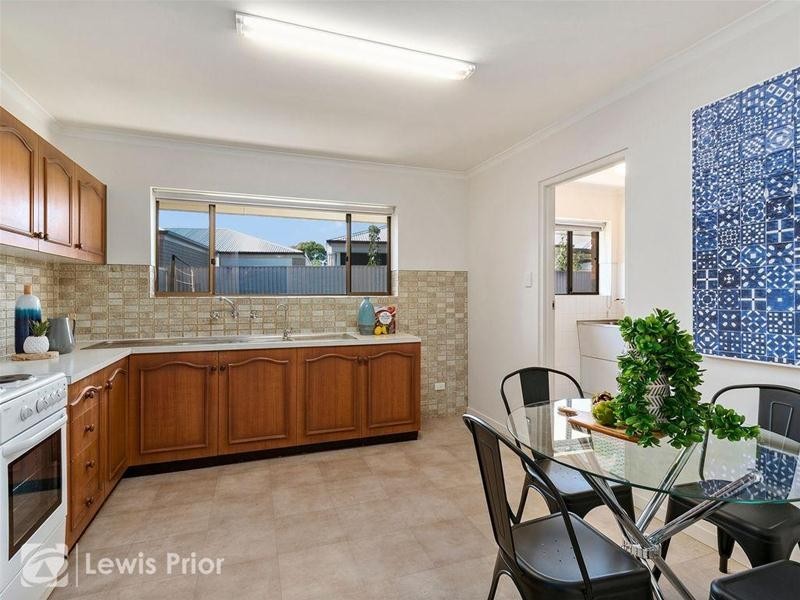 4/16 Finniss Street, Marion SA 5043