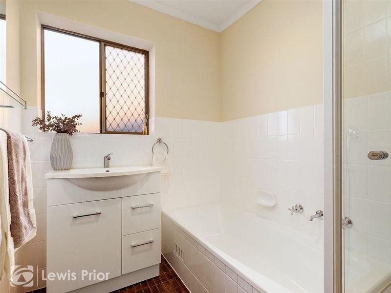 4/16 Finniss Street, Marion SA 5043