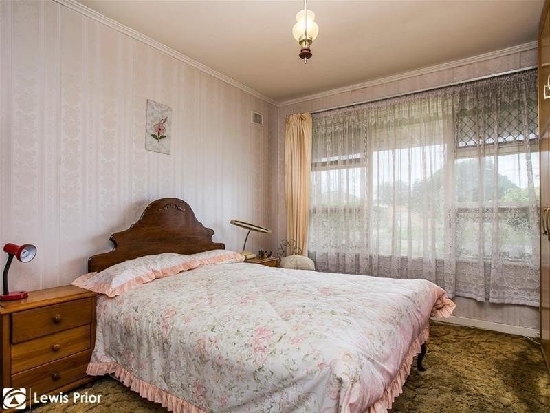 5 Rosefield Lane, Sturt SA 5047