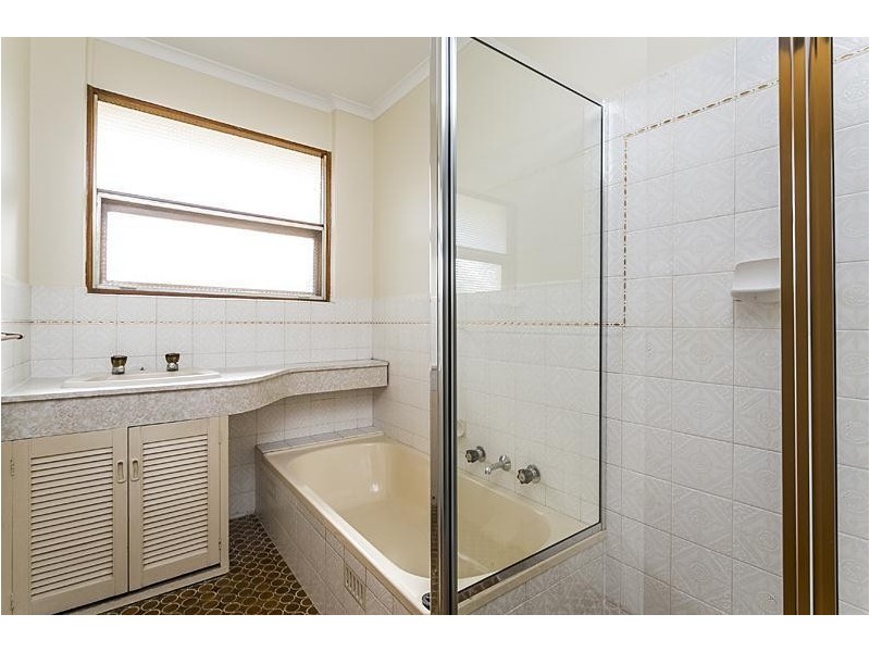 1/12 Hopkins Crescent, North Brighton SA 5048