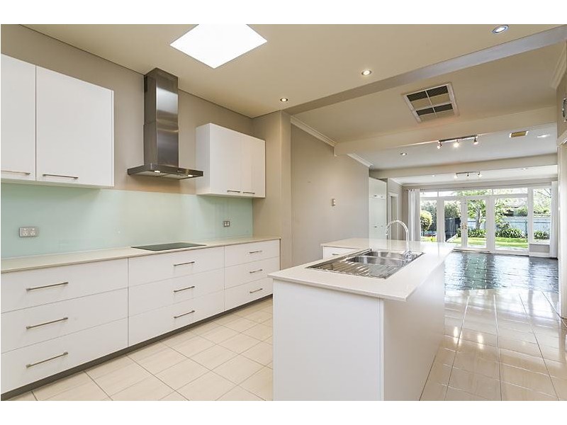 25 Lynington Street, Tusmore SA 5065