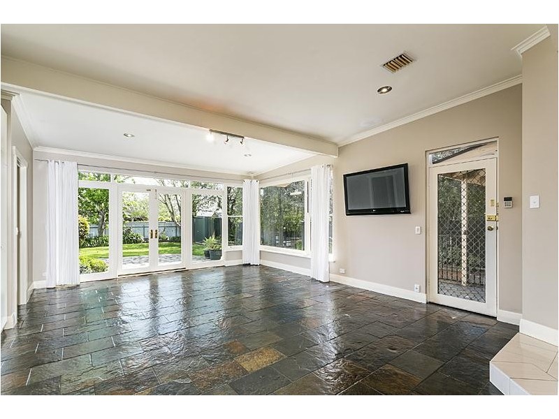 25 Lynington Street, Tusmore SA 5065