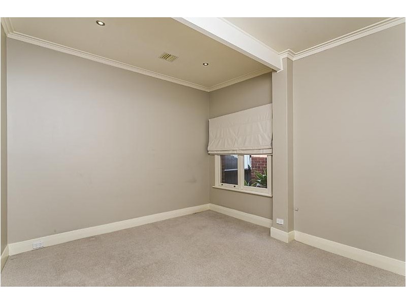 25 Lynington Street, Tusmore SA 5065