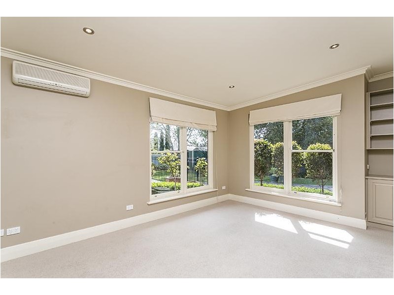 25 Lynington Street, Tusmore SA 5065