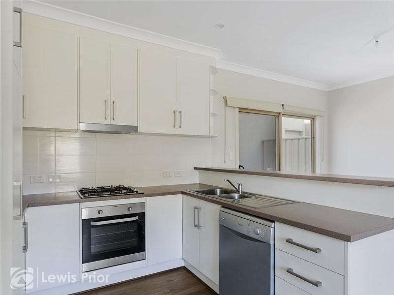 9/1B Larkdale Crescent, O’halloran Hill SA 5158