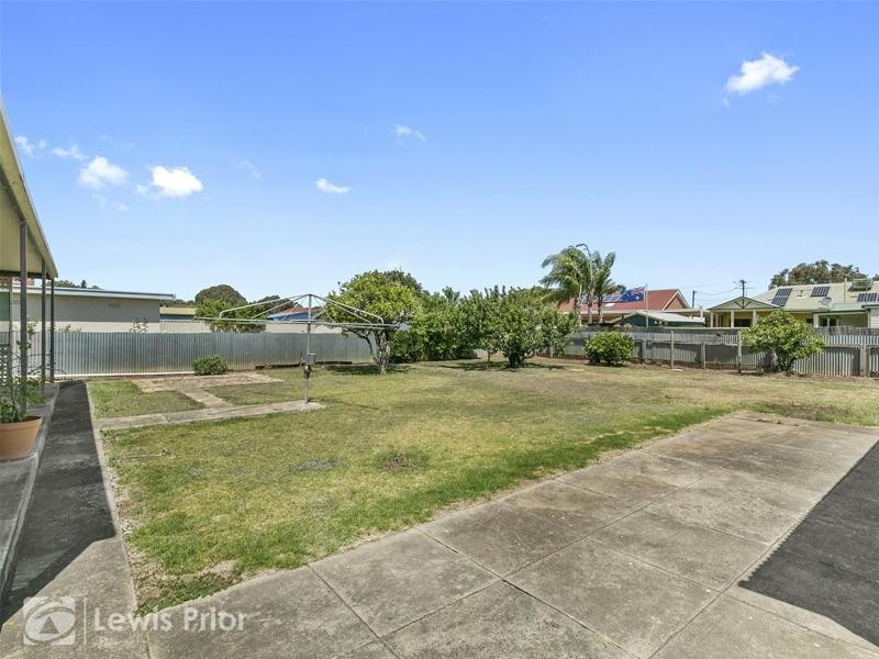 7 Fetlar Avenue, Marion SA 5043