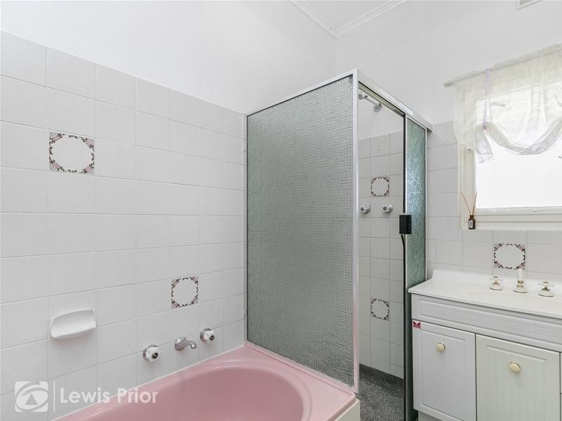 7 Fetlar Avenue, Marion SA 5043