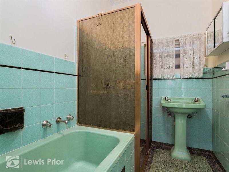 2A Second Avenue, Warradale SA 5046