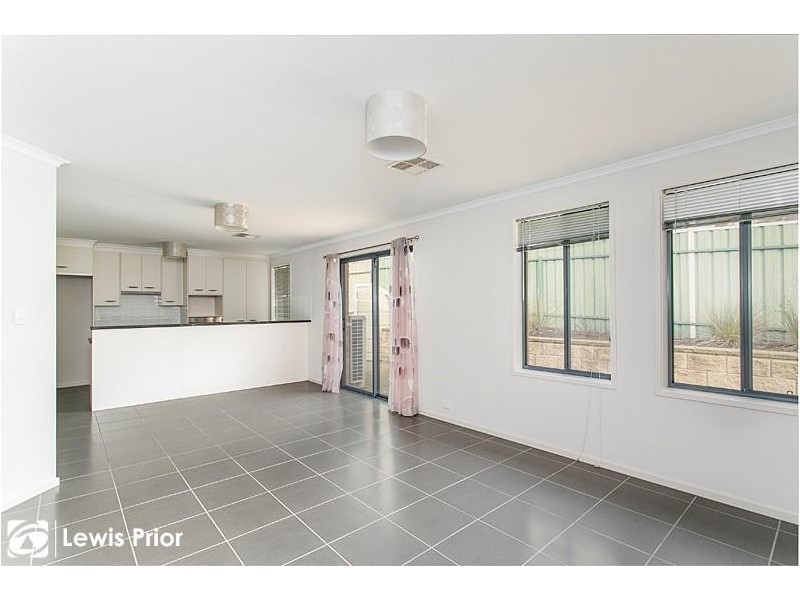 6 Benacre Close, Happy Valley SA 5159