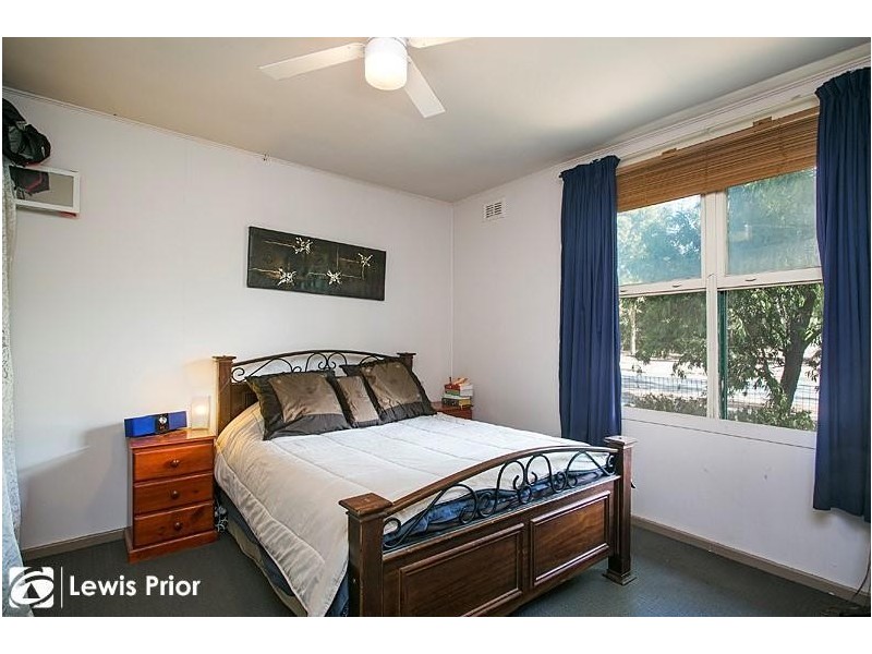 1 Brolga Place, Sturt SA 5047