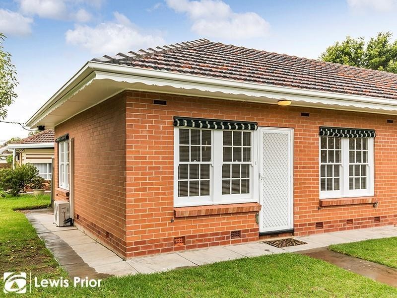 1/10 Golflands Terrace, Glenelg North SA 5045