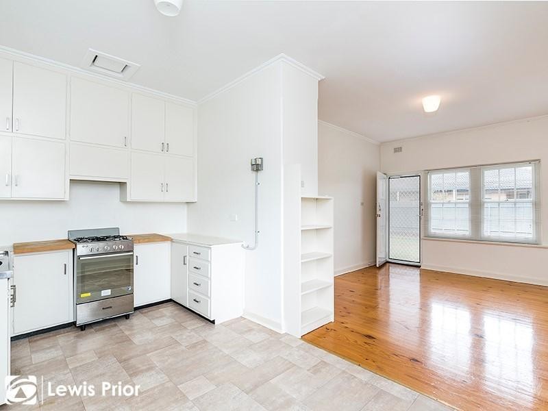 1/10 Golflands Terrace, Glenelg North SA 5045