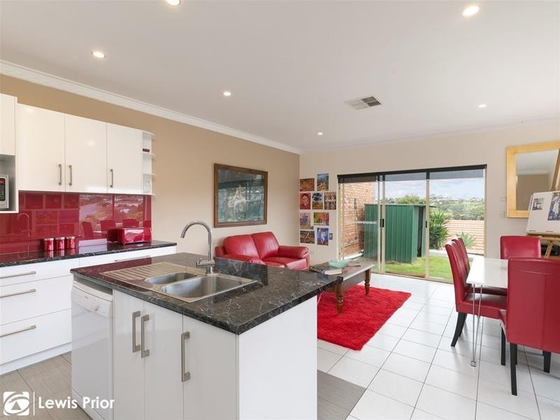 21b Caswell Drive, Hallett Cove SA 5158