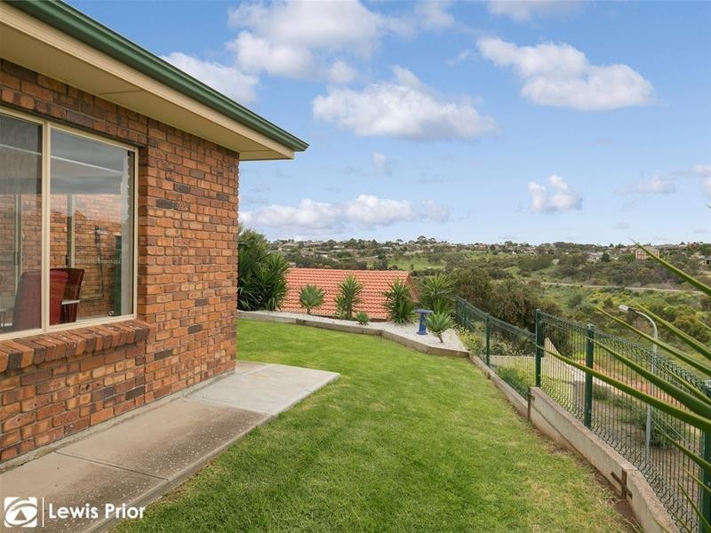 21b Caswell Drive, Hallett Cove SA 5158