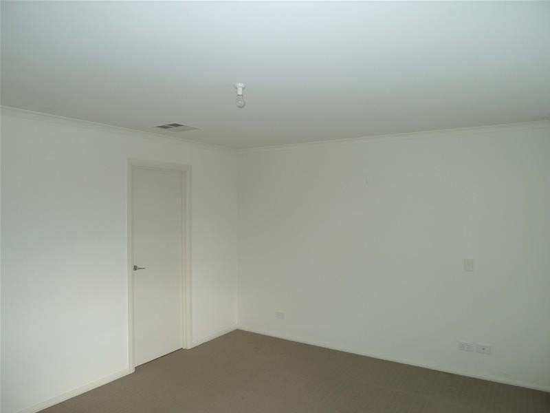 9c Albany Crescent, Oaklands Park SA 5046