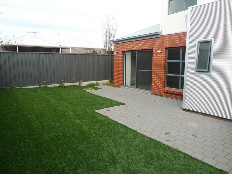 9c Albany Crescent, Oaklands Park SA 5046