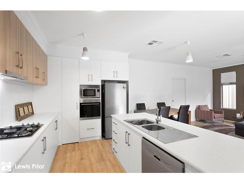 3/2 Egmont Avenue, Warradale SA 5046