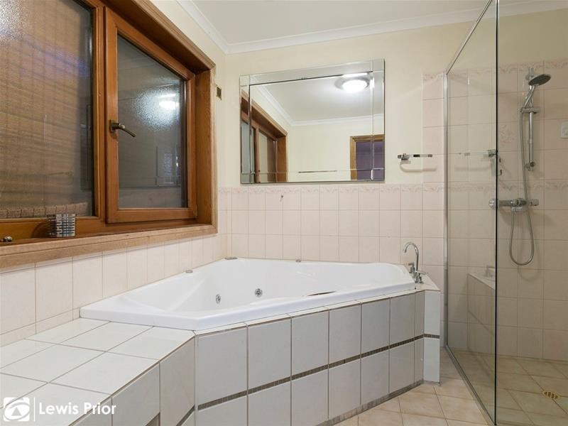 43 Hepenstal Road, Onkaparinga Hills SA 5163