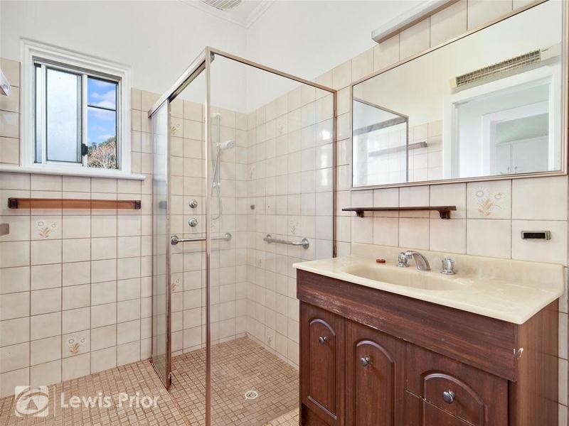 24 Whelan Avenue, Camden Park SA 5038