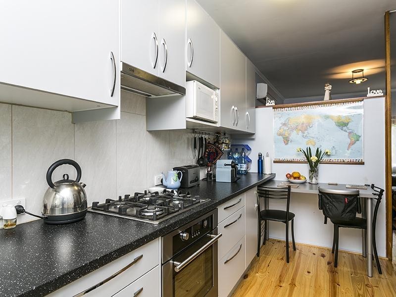 4/11 Colton Road, Hove SA 5048