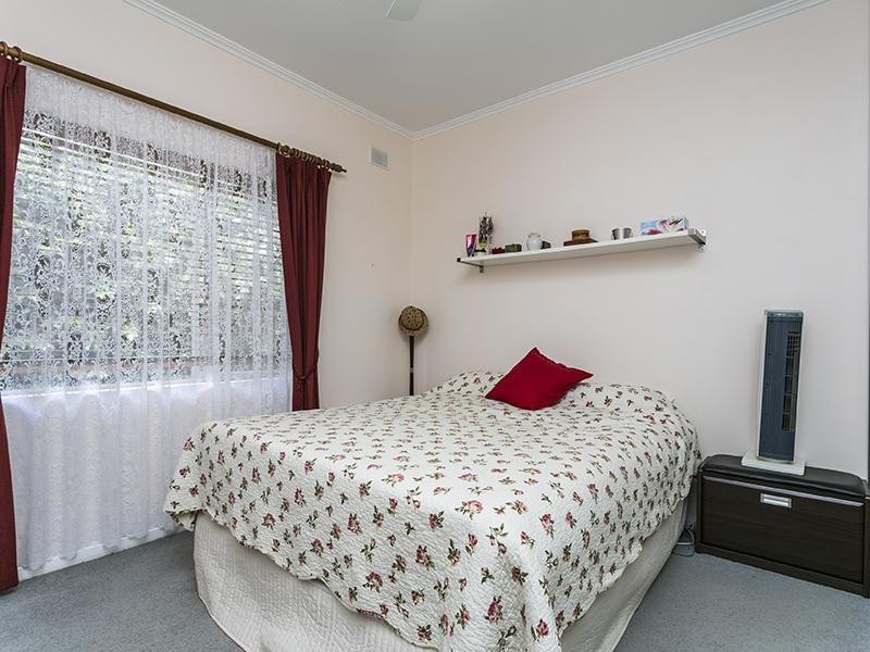 4/11 Colton Road, Hove SA 5048