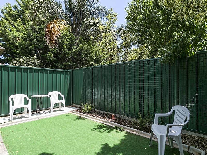 4/11 Colton Road, Hove SA 5048