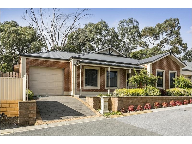 1/8 Cinnamon Way, Aberfoyle Park SA 5159