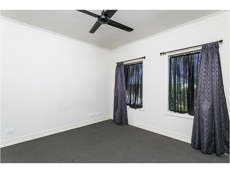 1/8 Cinnamon Way, Aberfoyle Park SA 5159