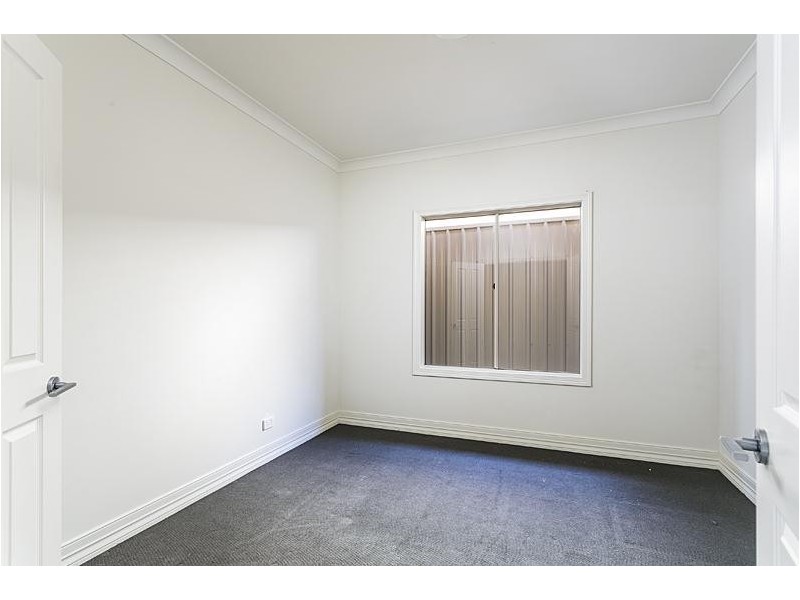 1/8 Cinnamon Way, Aberfoyle Park SA 5159