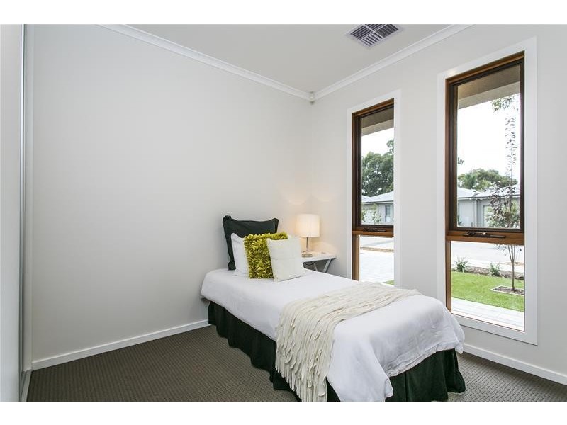 12 Sixth Avenue, Warradale SA 5046