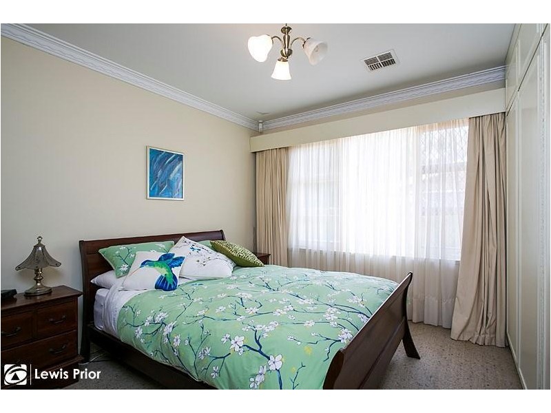 8 Coventry Street, Brighton SA 5048