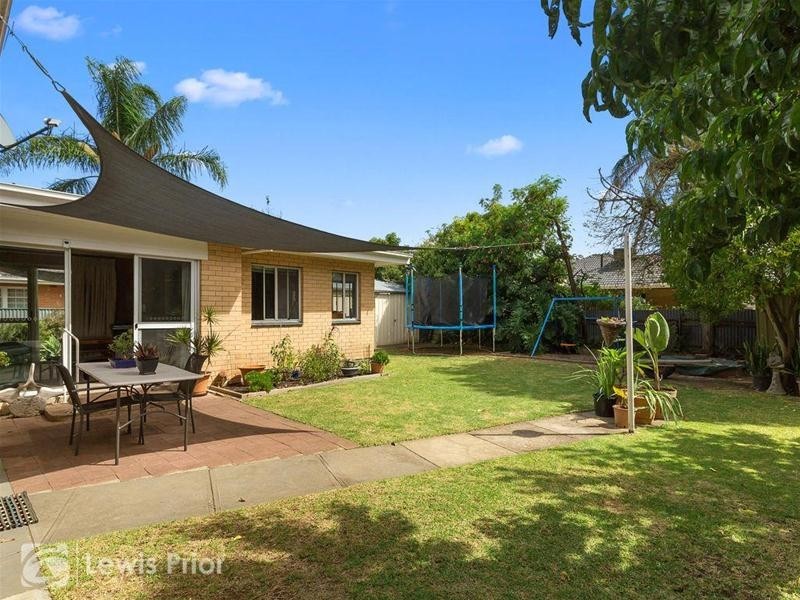 11 Jacob Street, Marion SA 5043