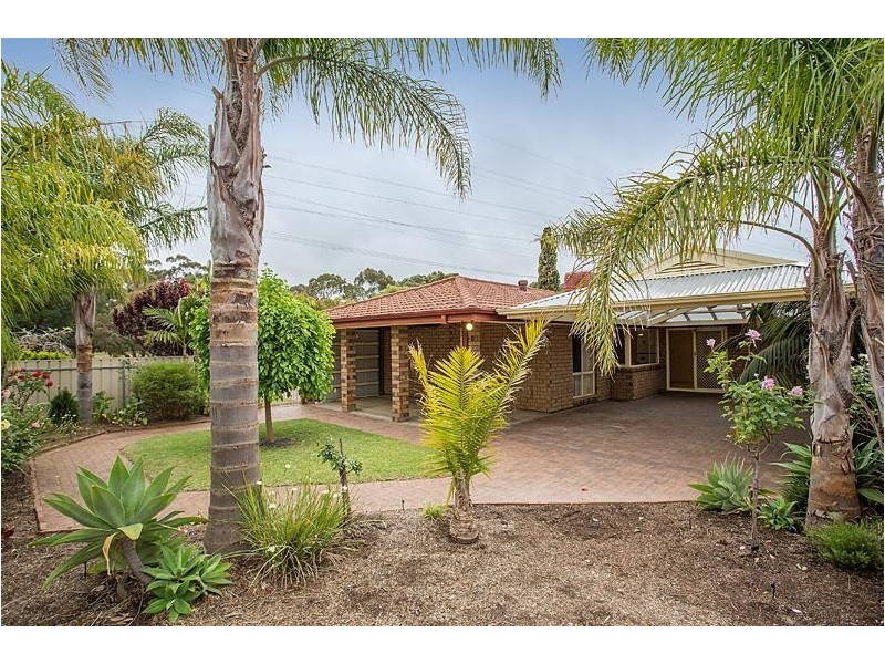 1 Glenhuntly Drive, Flagstaff Hill SA 5159