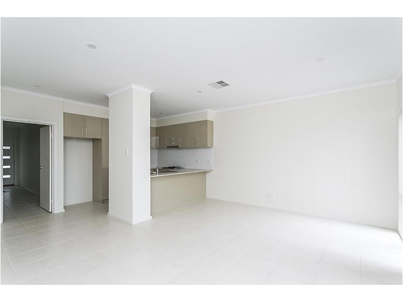 2 Greenasche Grove, Seacombe Gardens SA 5047